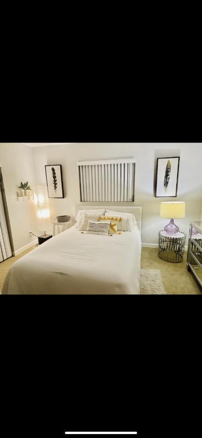 Sanctuary Home Naples-Private Pool And Lanai! 외부 사진