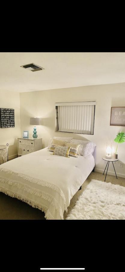 Sanctuary Home Naples-Private Pool And Lanai! 외부 사진